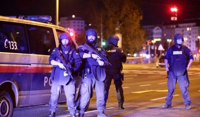 Police blocks a street near Schwedenplatz square after exchanges of gunfire in Vienna, Austria November 2, 2020. REUTERS/Lisi Niesner     TPX IMAGES OF THE DAY