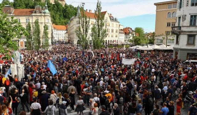 Demonstrators protest against the government of Slovenian Prime Minister Janez Jansa, in Ljubljana, Slovenia, May 28, 2021. REUTERS/Borut Zivulovic